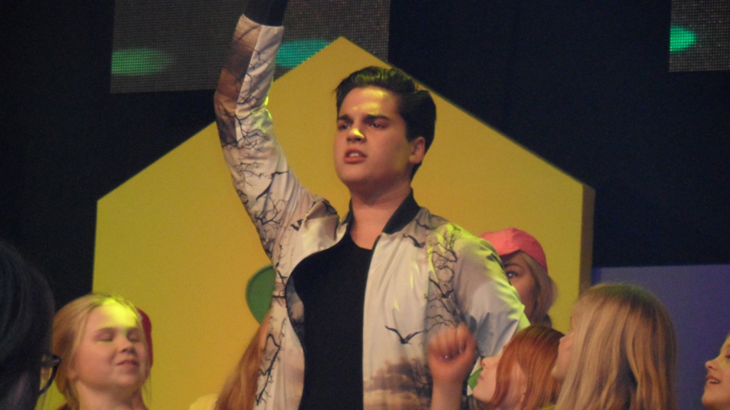 Oscar Zia höll show. 