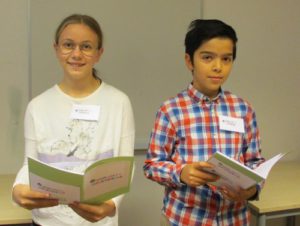 Minireportrarna Julia Moström och Bilal Demiri.