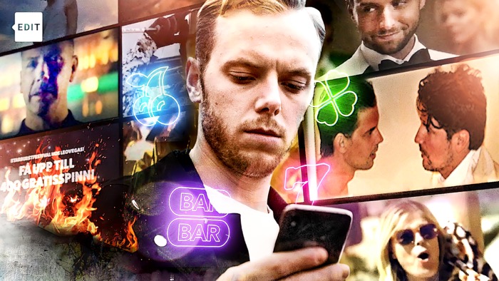 Närbild på Carl Déman. Han tittar ner i sin mobil. Bakgrunden är ett rutnät av olika kända personer som medverkar i spelreklam.