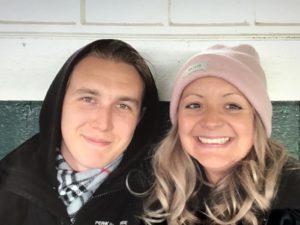 Två fotbollssupportrar